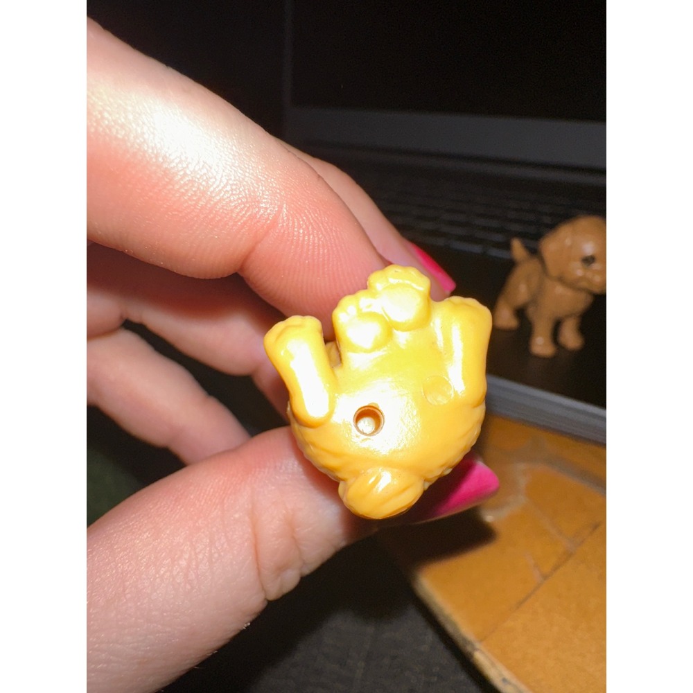 Vintage Barbie Puppy Dog Figurines Set of 2 Golden Retriever Lab Plastic Pets - Picture 4 of 7